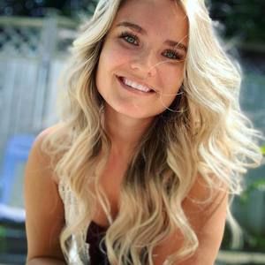 Meet your Posher, Janelle